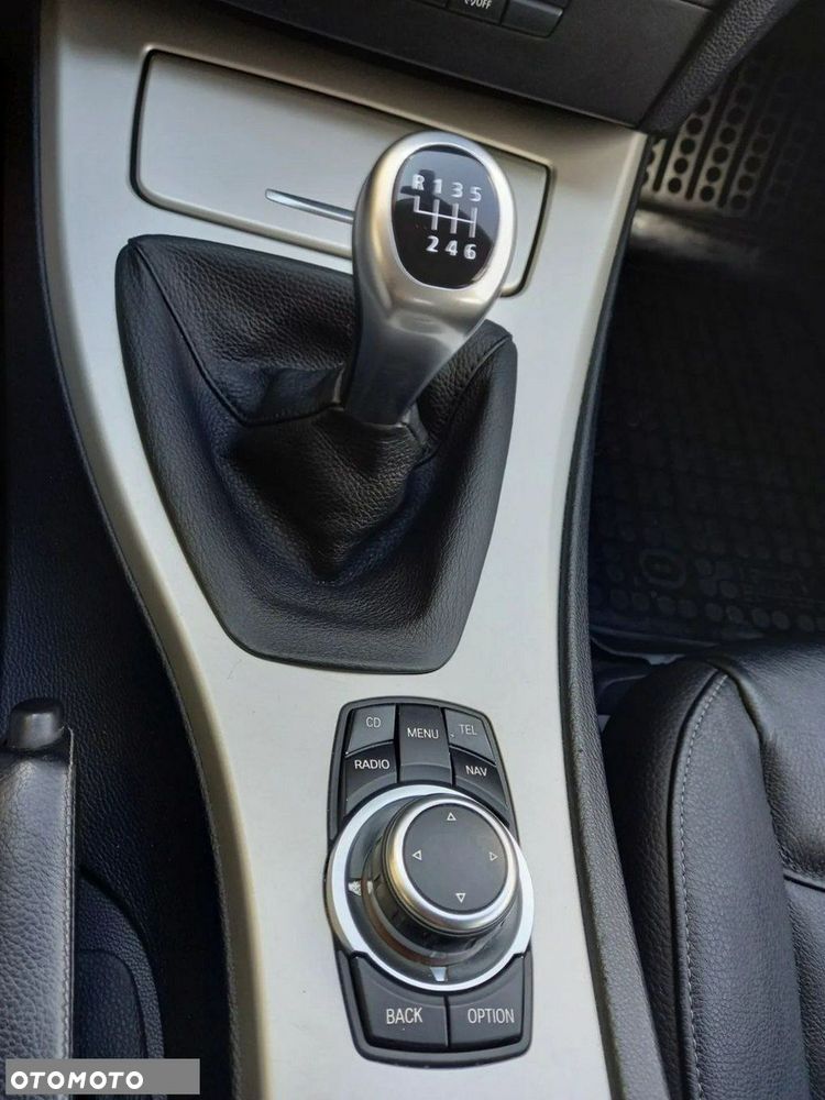 BMW Seria 3 - 30
