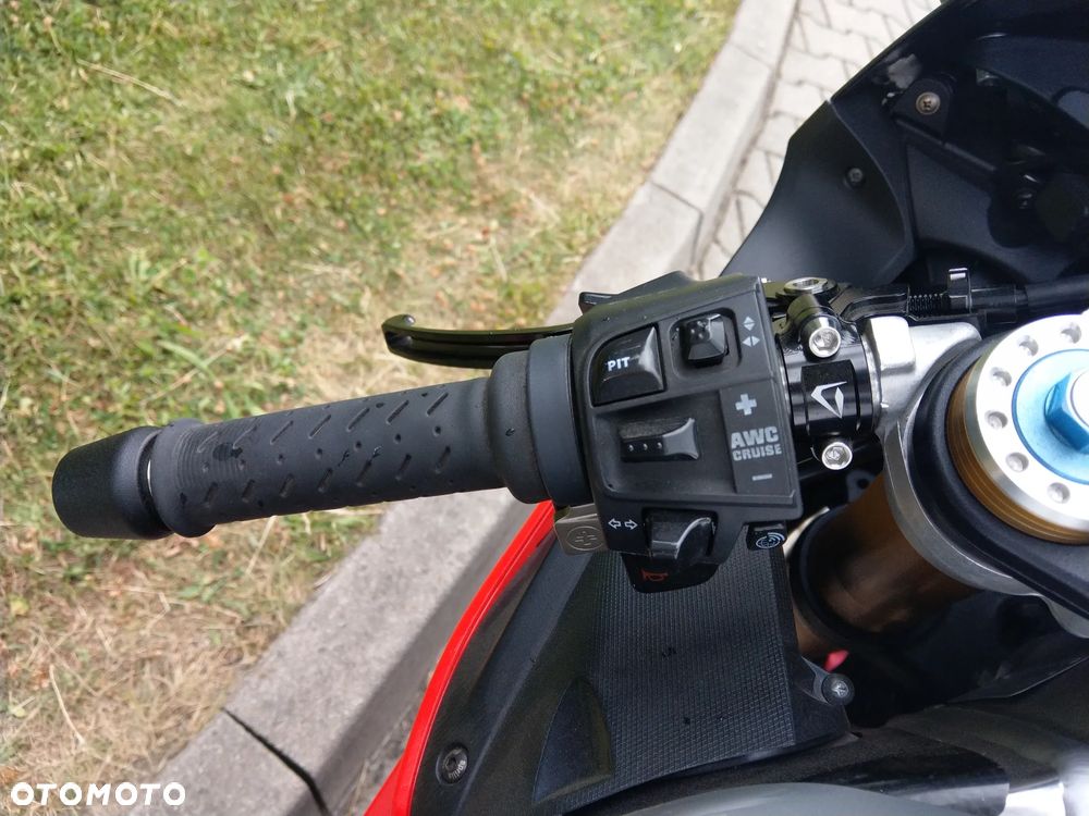 Aprilia RSV - 18