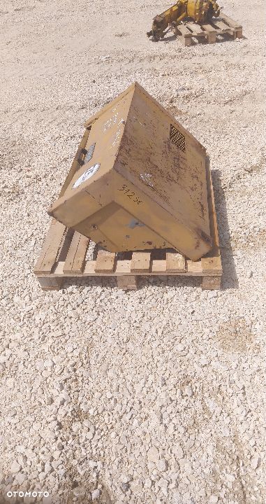 Klapa od ładowarki Kramer 312 SE [MB 6141] - 4