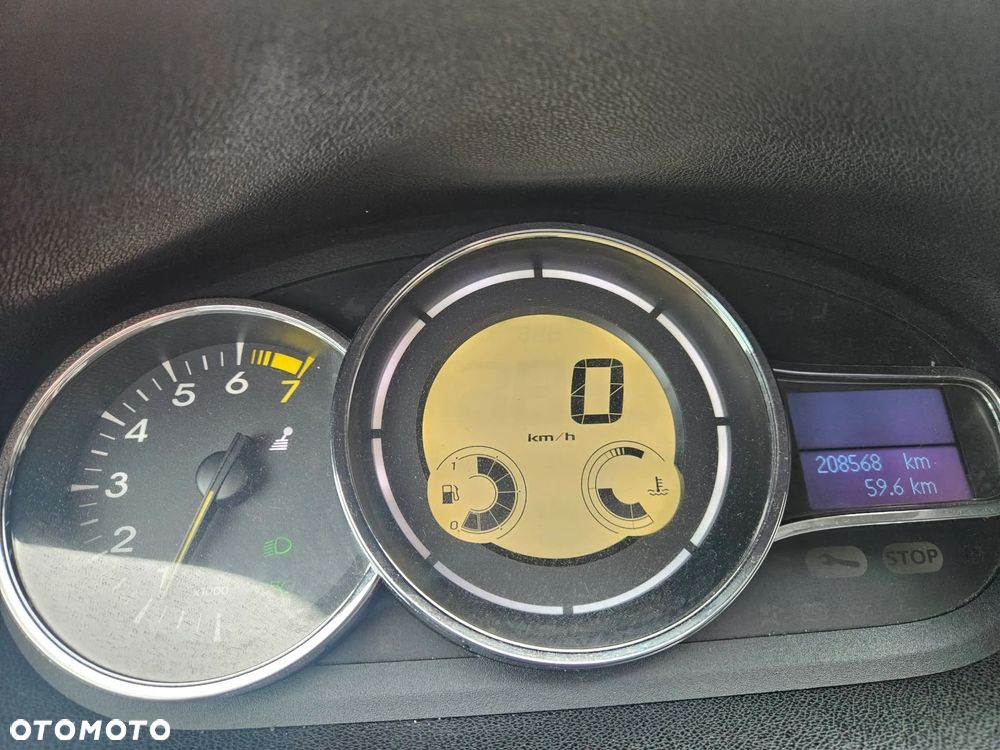 Renault Megane 1.6 16V Expression - 9