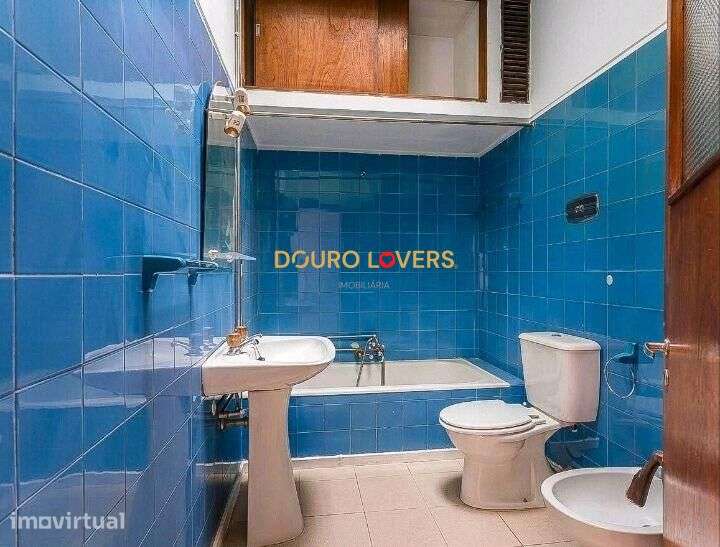 Apartamento T2 com Elevado Potencial de Valorização em Campanhã - Grande imagem: 5/12