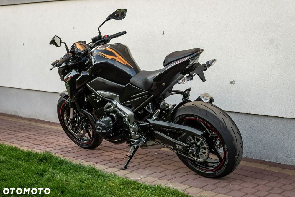 Kawasaki Z - 4