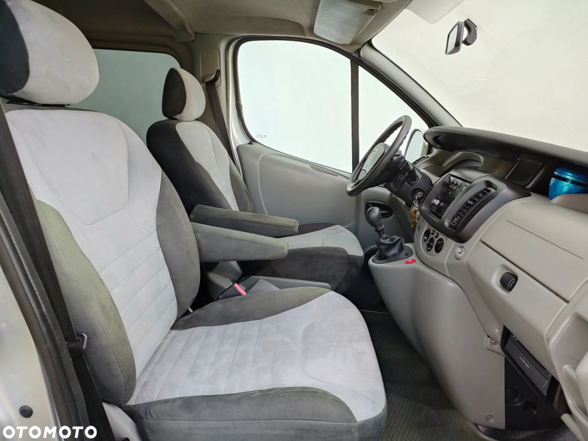 Opel Vivaro brygadówka - 15