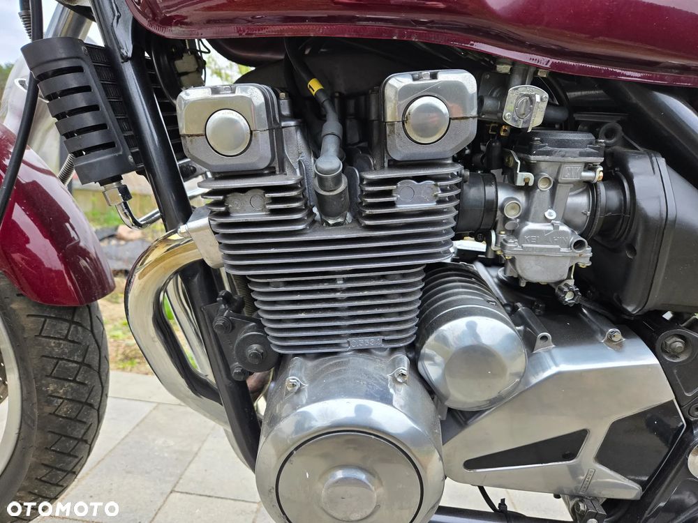 Kawasaki Zephyr - 24