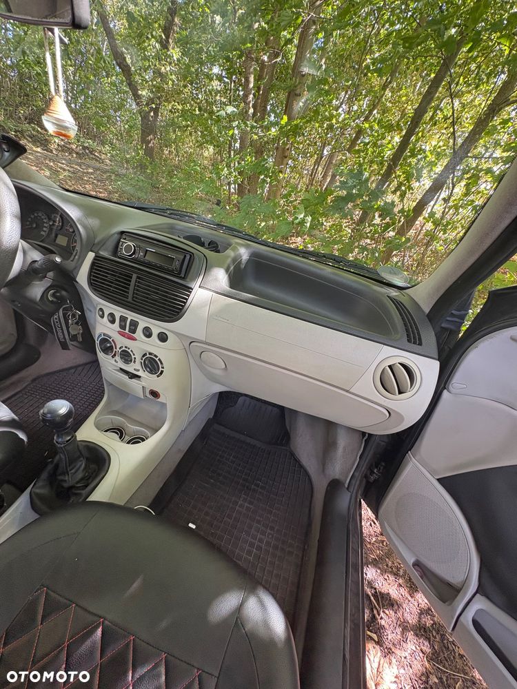 Fiat Punto 1.2 8V Dynamic - 7
