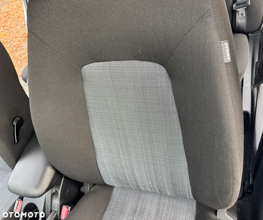 Kia Ceed - 20