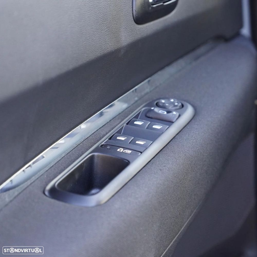 Peugeot 5008 1.6 HDi Premium - 15