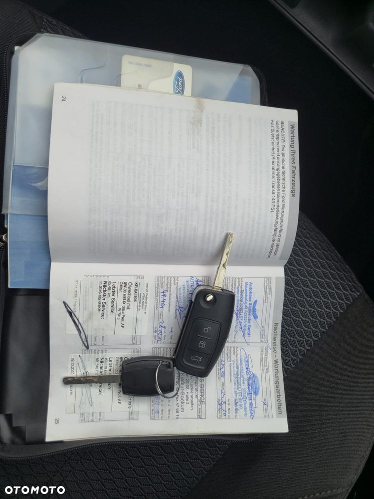 Ford Mondeo 2.0 Ghia Executive - 25