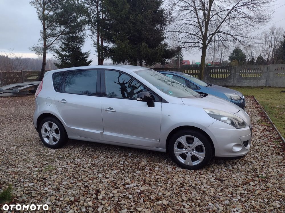 Renault Scenic 1.4 16V TCE Bose Edition - 11