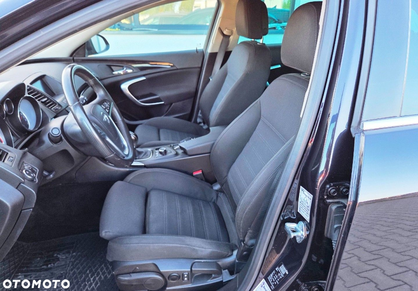 Opel Insignia - 8
