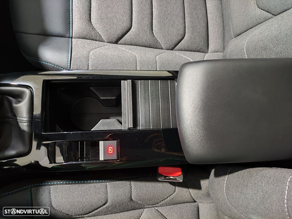 Citroën C4 1.2 PureTech Plus - 22