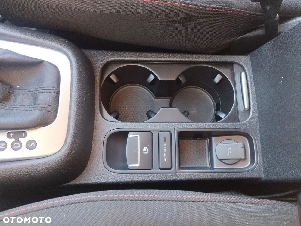 Volkswagen Sharan 2.0 TDI DSG (BlueMotion Technology) Sound - 12