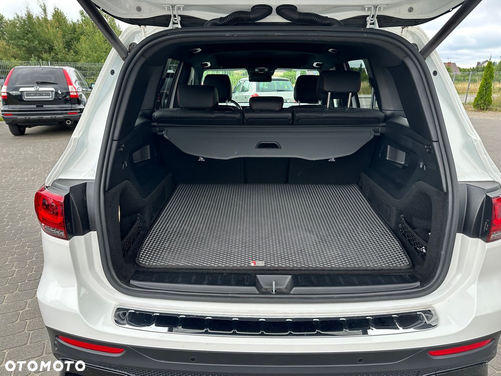 Mercedes-Benz GLB 250 4-Matic AMG Line 8G-DCT - 5