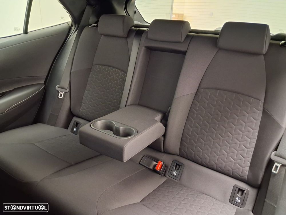 Toyota Corolla - 16