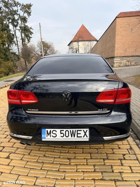Volkswagen Passat 2.0 TDI DSG BlueMotion Technology Exclusive - 5