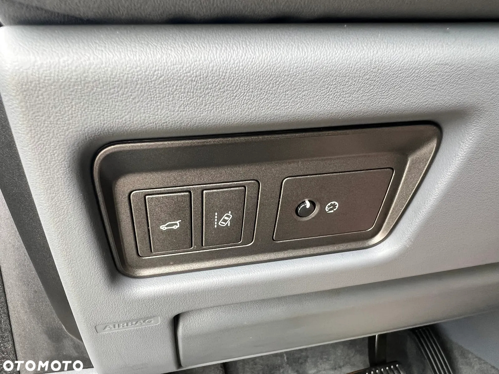 Land Rover Range Rover Evoque - 31