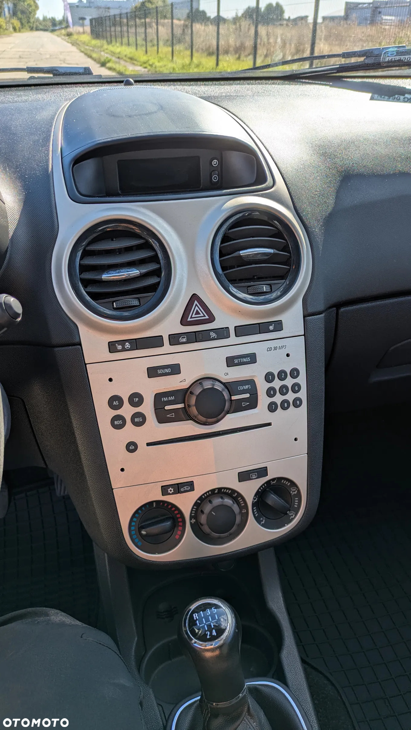 Opel Corsa - 12