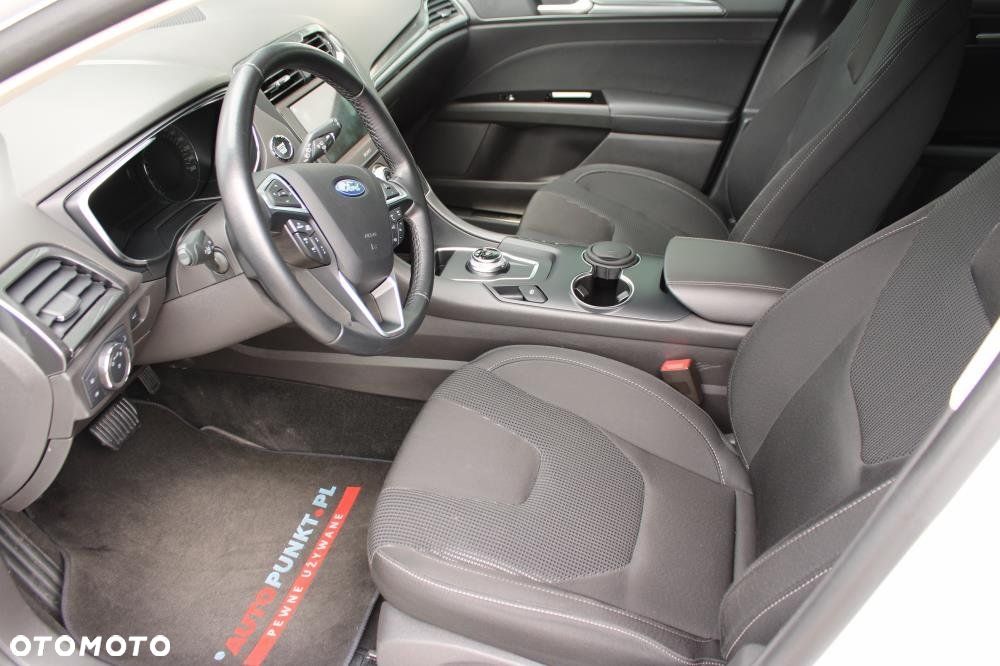 Ford Mondeo - 10