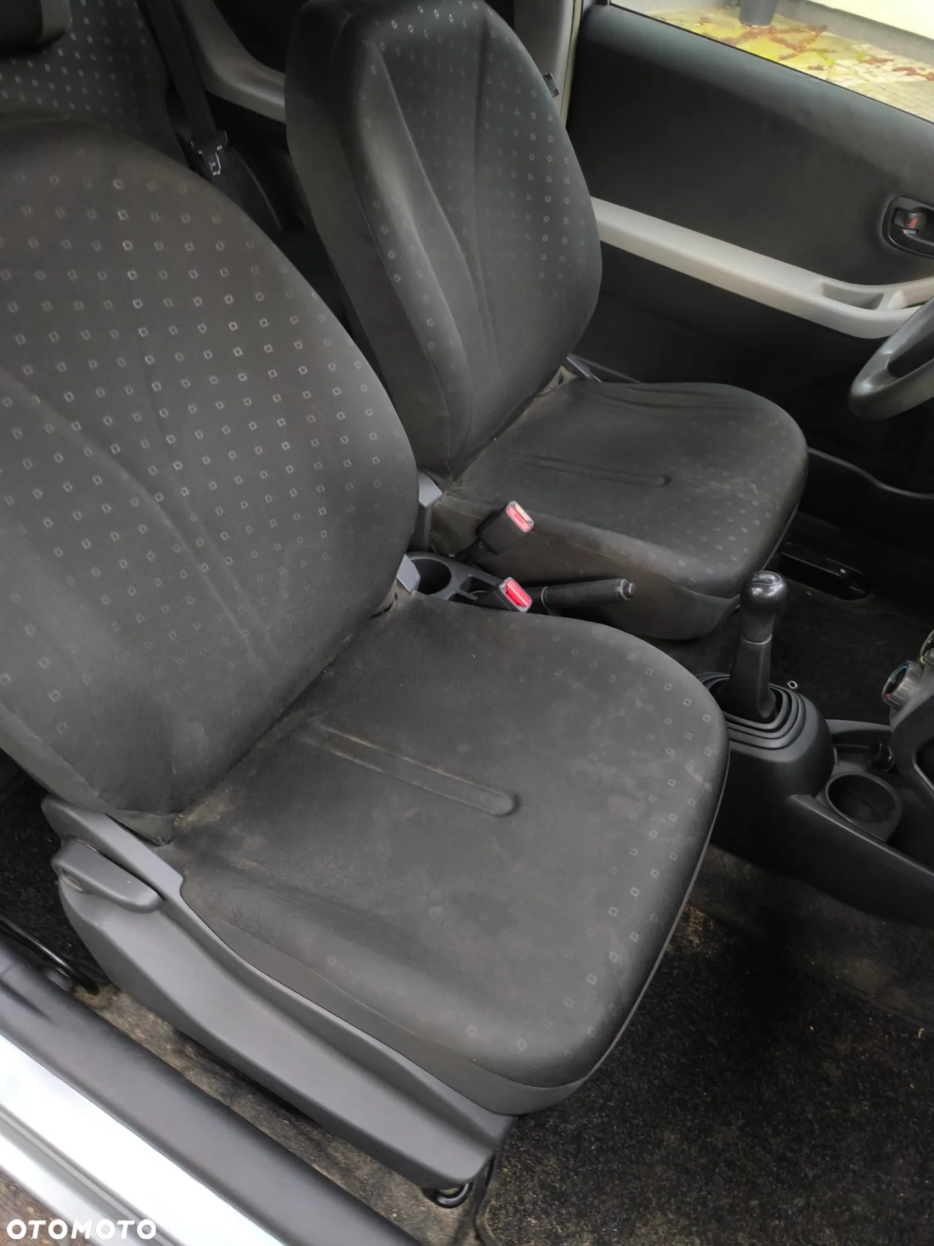 Toyota Yaris 1.3 Blue - 8