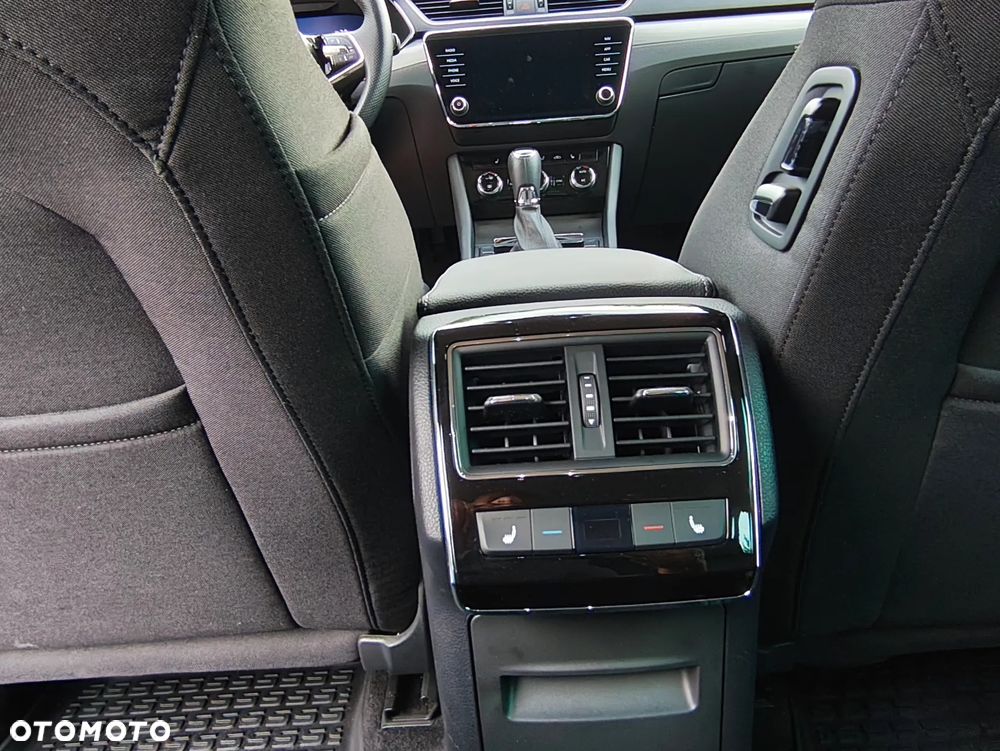 Skoda Superb 1.4 TSI Plug-In Hybrid Style DSG - 17