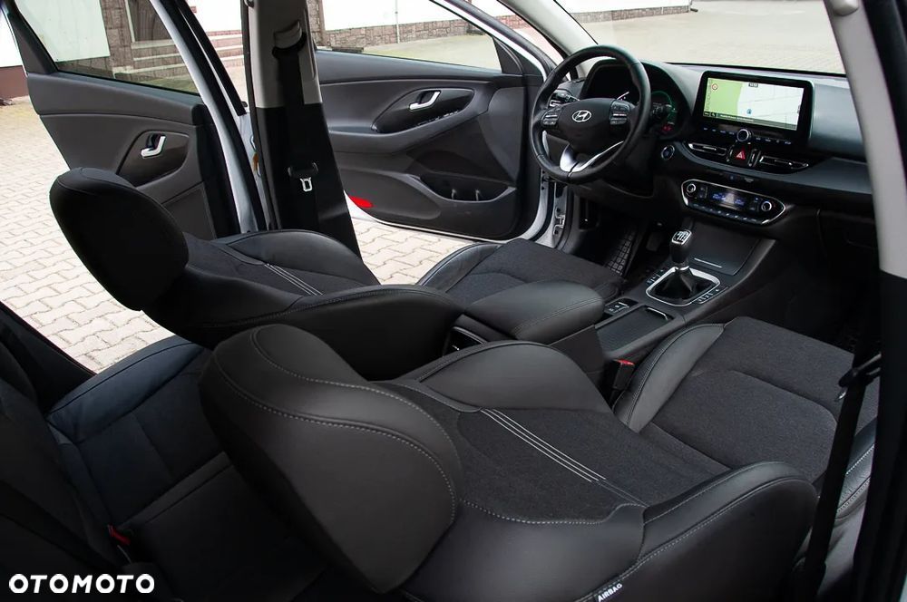 Hyundai i30 1.5 T-GDI 48V Premium - 12