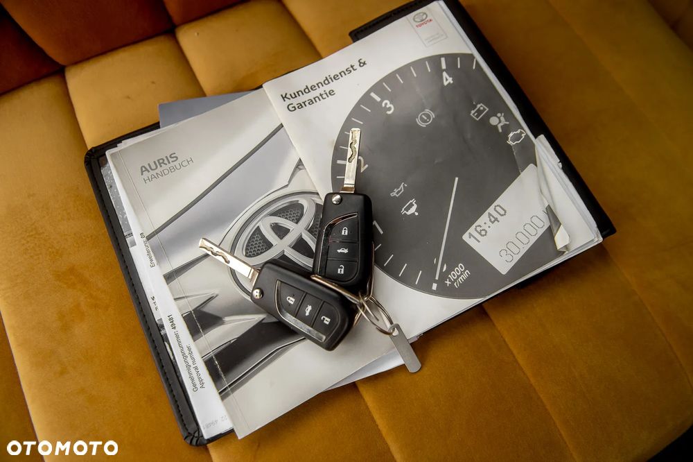 Toyota Auris 1.2 T GPF Premium - 23