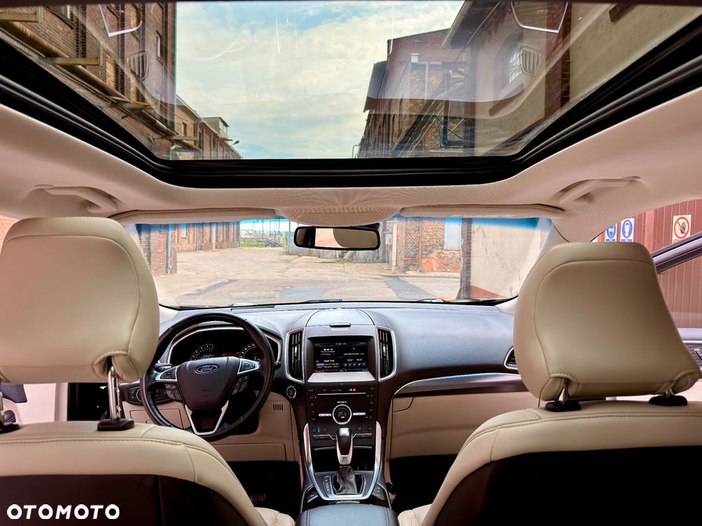 Ford Edge 2.0 TDCi Bi-Turbo 4x4 Titanium - 28