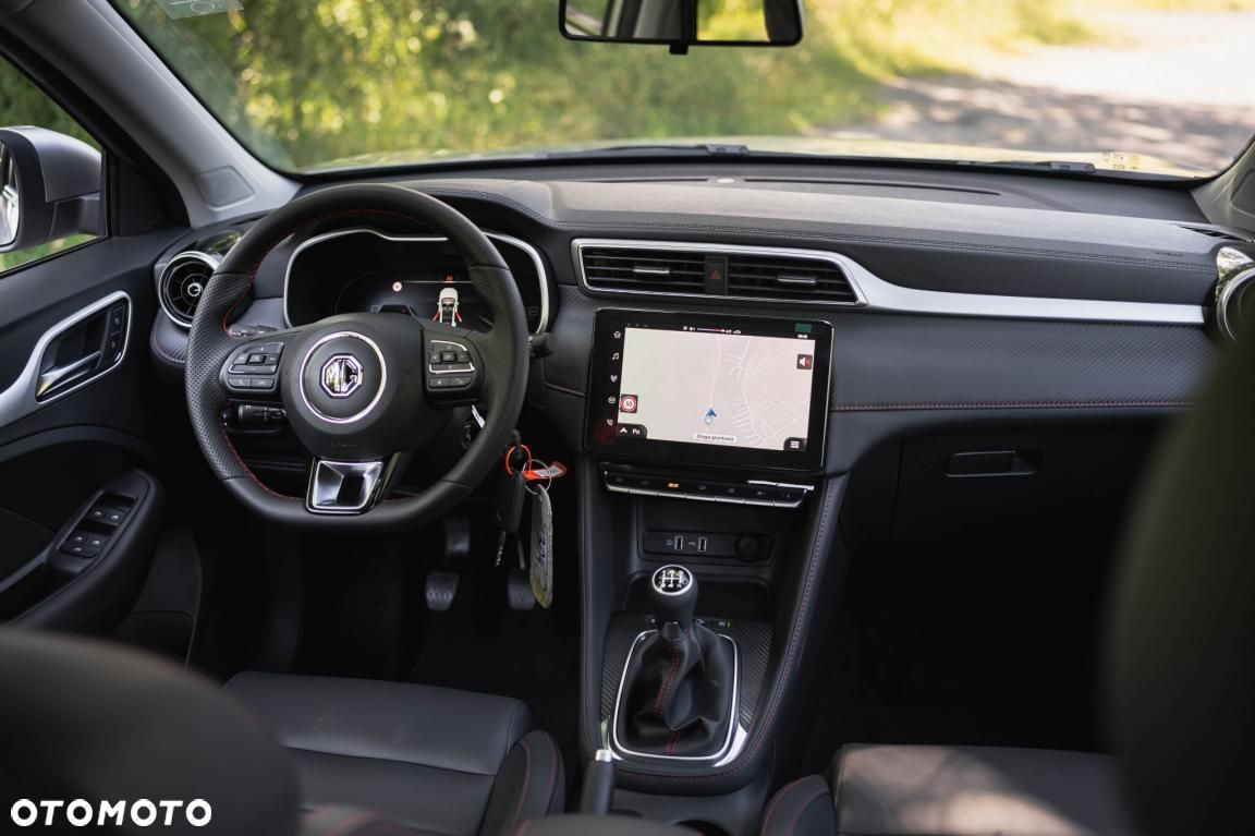 MG ZS - 3