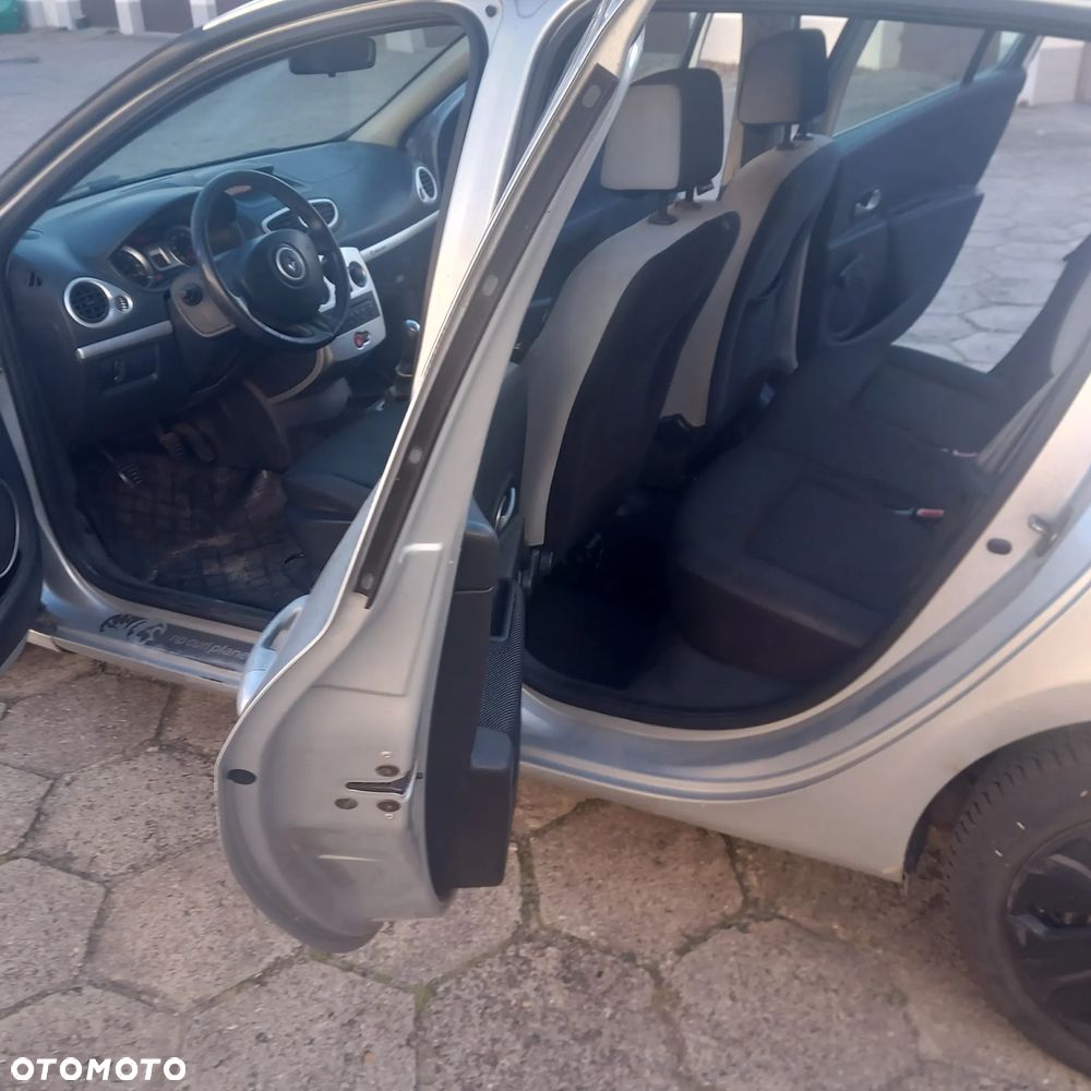 Renault Clio Grandtour 1.2 16V 75 Dynamique - 17