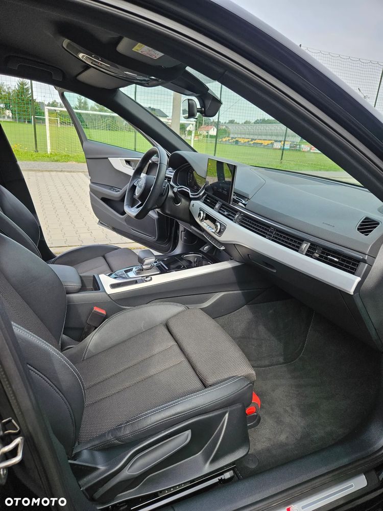 Audi A4 Limousine 35 TFSI mHEV S Line S tronic - 24
