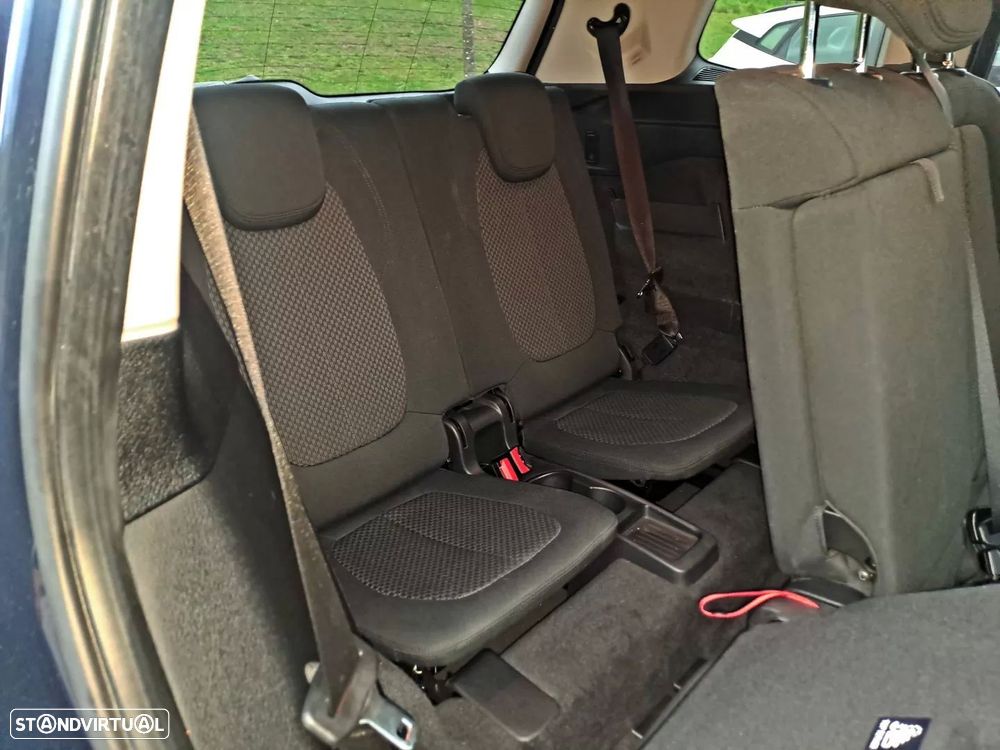 BMW 216 Gran Tourer d 7L Advantage - 26