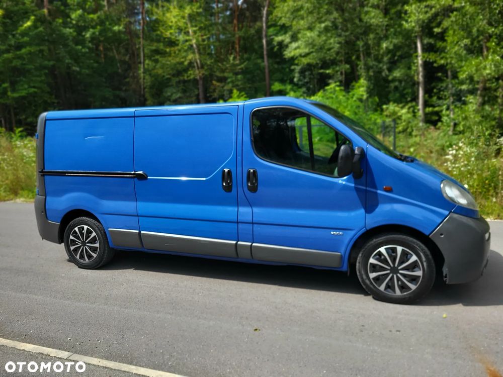 Opel Vivaro - 2