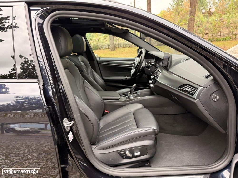 BMW 330 e Touring Pack M Auto - 38