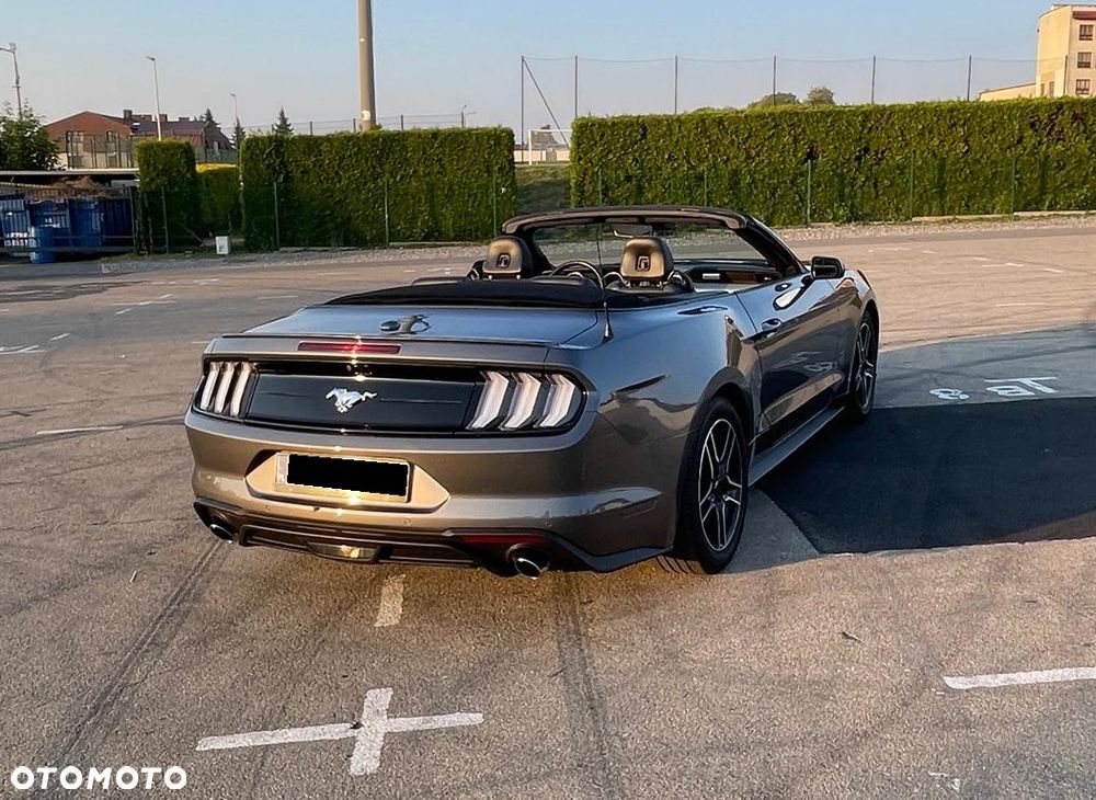 Ford Mustang 2.3 EcoBoost - 12