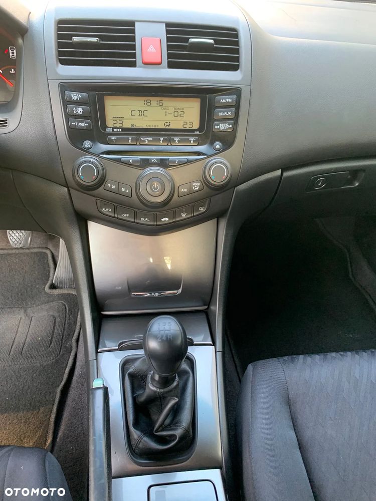 Honda Accord - 10