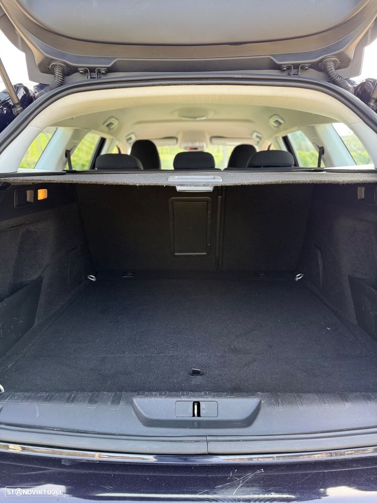 Peugeot 308 SW - 15