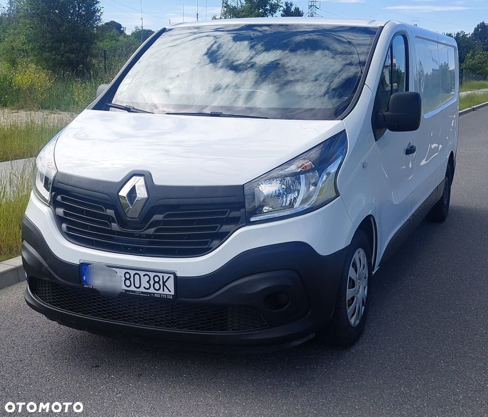Renault TRAFIC - 2