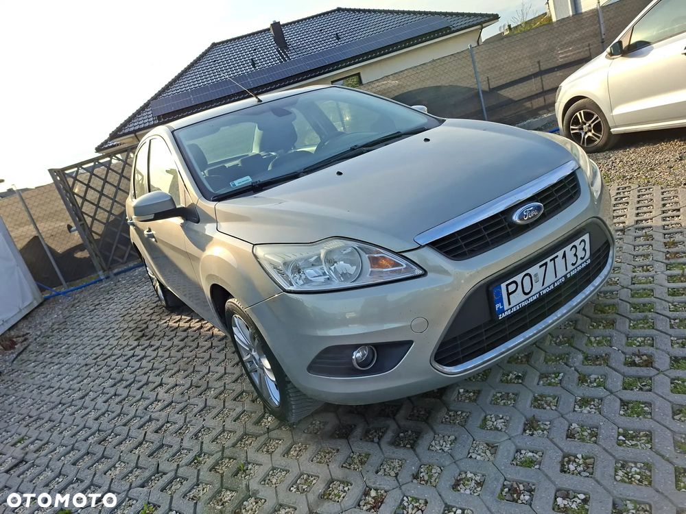 Ford Focus 1.6 Trend - 15