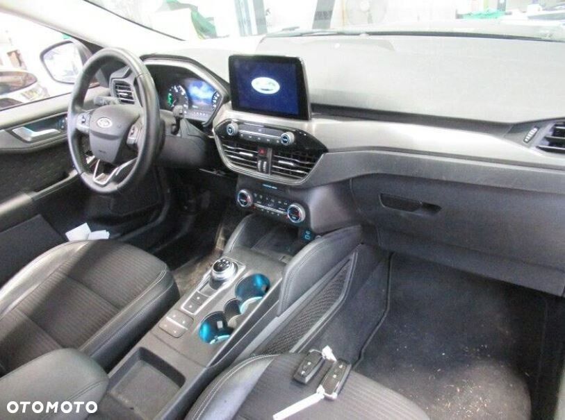 Ford Kuga - 3