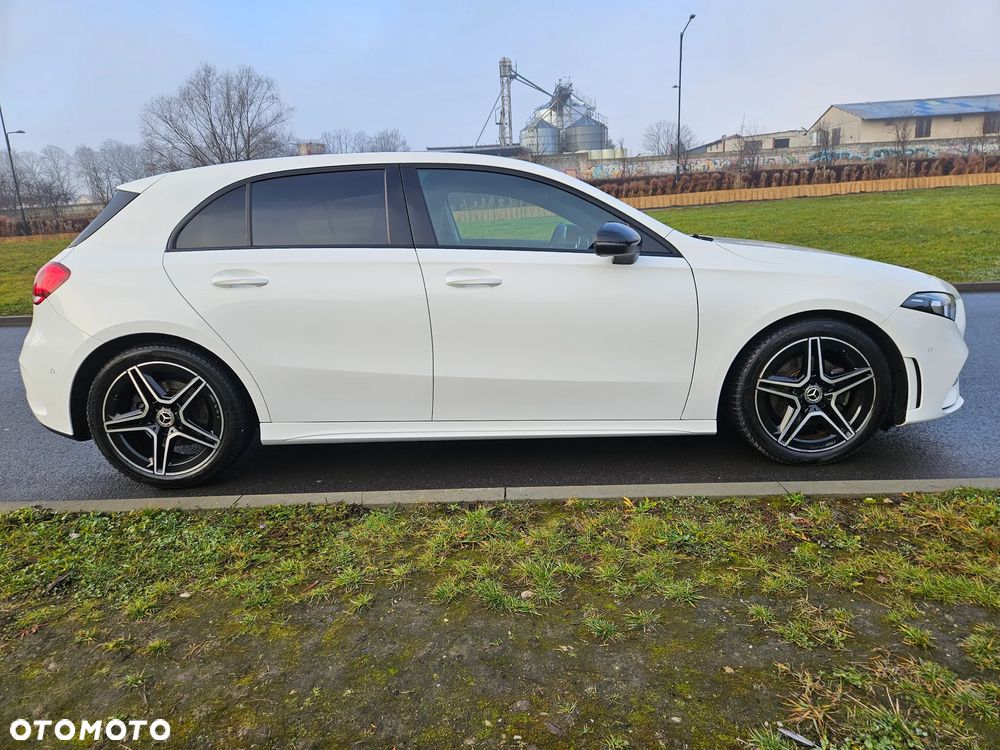 Mercedes-Benz Klasa A 200 AMG Line 7G-DCT - 3