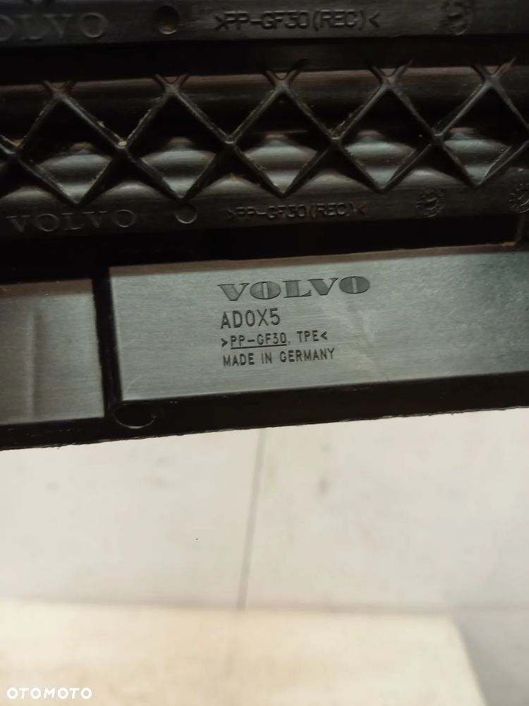Volvo XC60 II 2 Wlot powietrza Wzmocnienie żaluzja roleta aktywna - 6