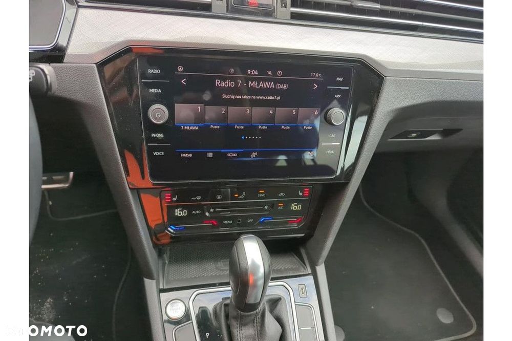 Volkswagen Passat Variant 2.0 TSI Business DSG - 8