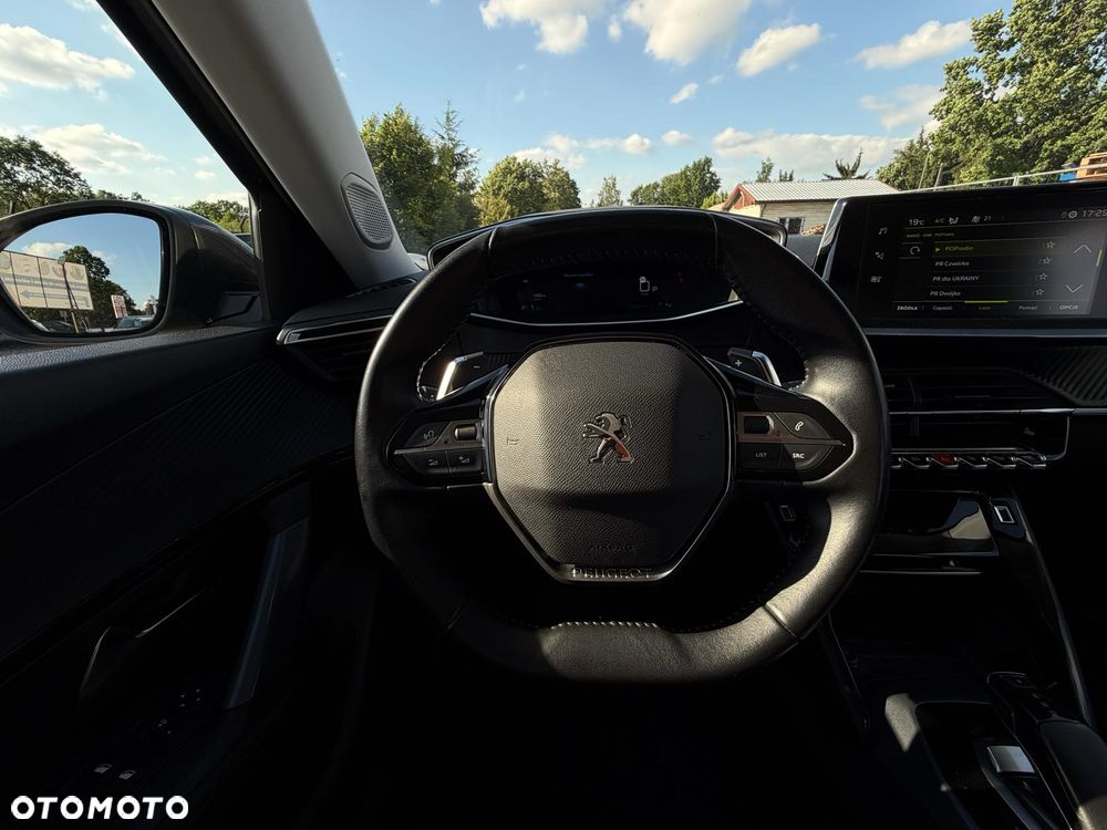Peugeot 2008 1.5 BlueHDi Allure S&S EAT8 - 30