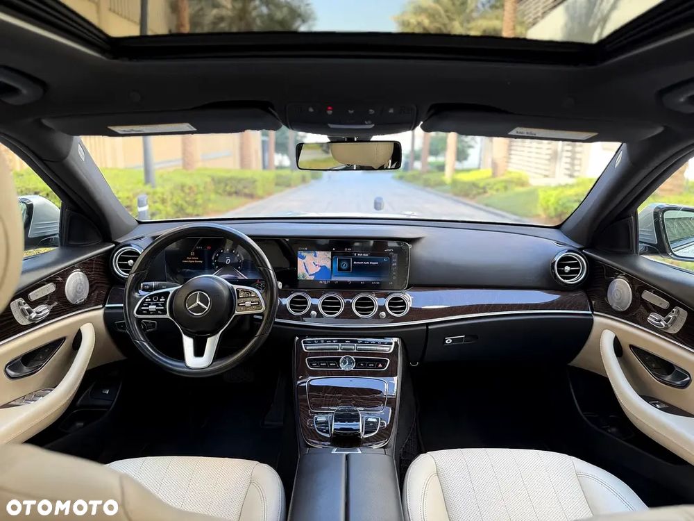 Mercedes-Benz Klasa E 300 9G-TRONIC Night Edition - 8