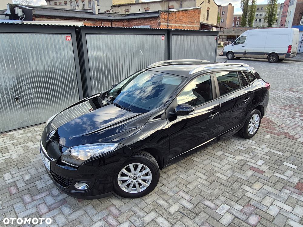 Renault Megane ENERGY TCe 130 Start & Stop Bose Edition - 4