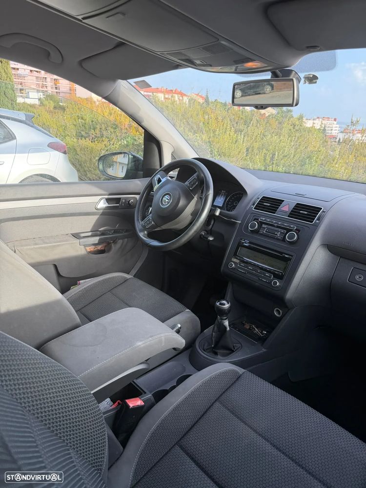 VW Touran 1.6 TDI Blue.Confortline 7L - 19