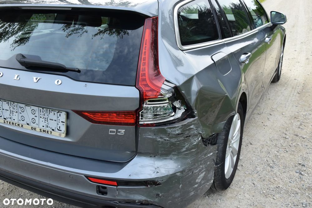 Volvo V60 D3 AWD Geartronic Momentum - 12
