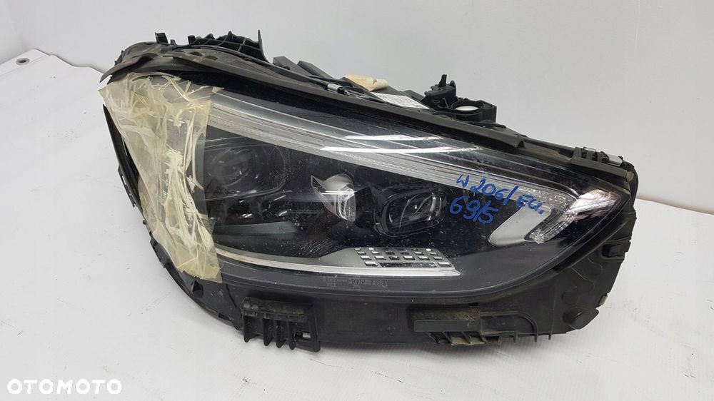 mercedes c klasa w206 lampa prawy przód eu - 1