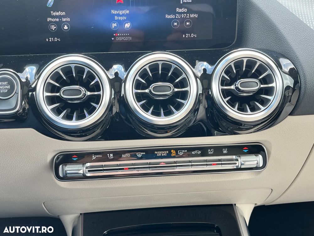 Mercedes-Benz GLA 250 e - 23