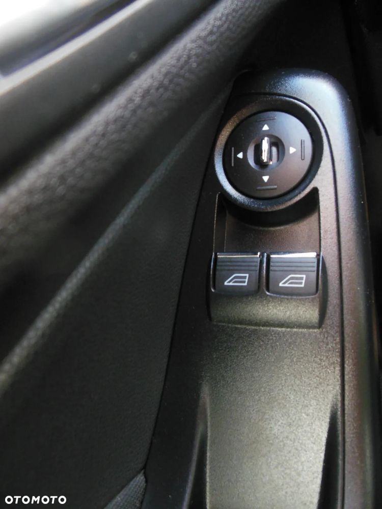 Ford Fiesta 1.25 Trend EU5 - 18